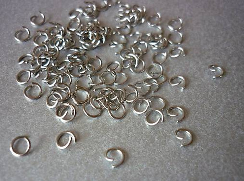 Ch128/spojovací kroužek CHIR.OCEL 316L /4 mm/10ks