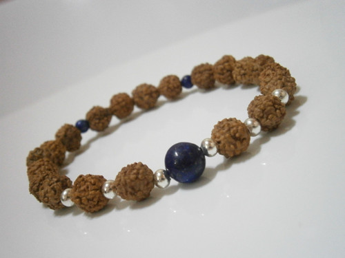 Náramek - Rudraksha/Lapis Lazuli — foto 1