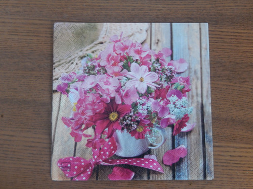 Ubrousek na decoupage - růžové květy s mašlí