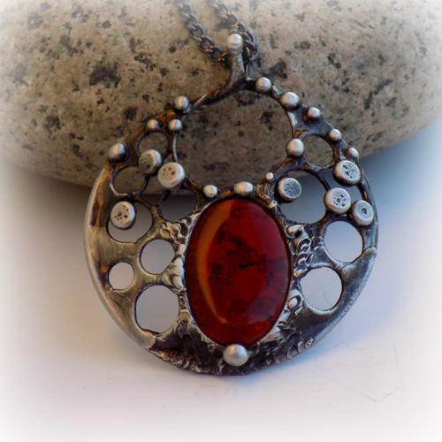 Jaspisový amulet — foto 1