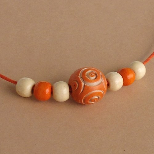 Oranžová koule - náhrdelník — foto 1
