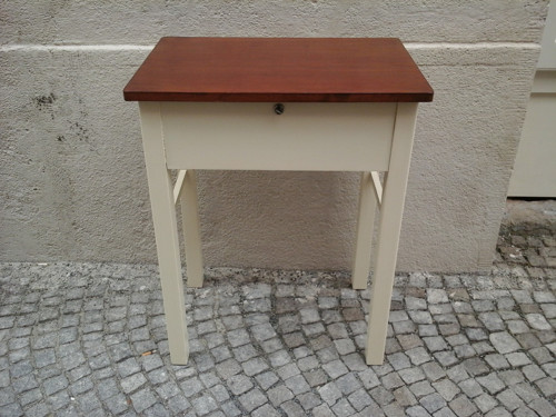 Stolek , sperkovnice "Na poklady" — foto 1