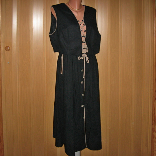 Úbor černý stylový — foto 1