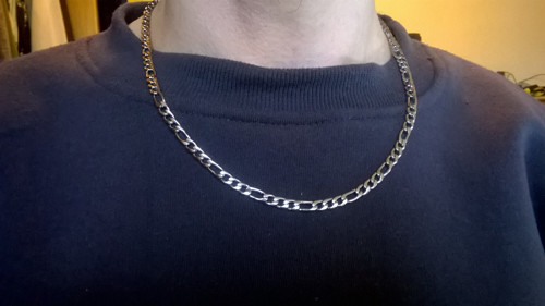 Řetízek z chirurgické oceli