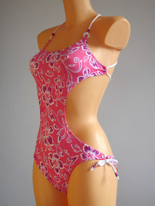 Monokini scooped pink/violet flowers