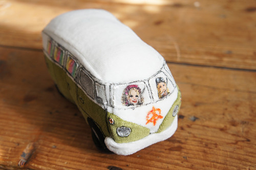 Plyšový busík - rokeři — foto 1