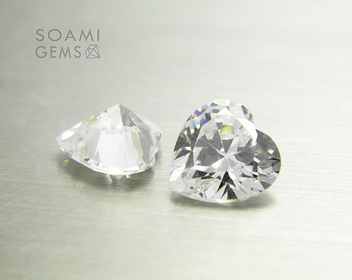Zirkon kubický VVS čírý 10x10 mm srdce
