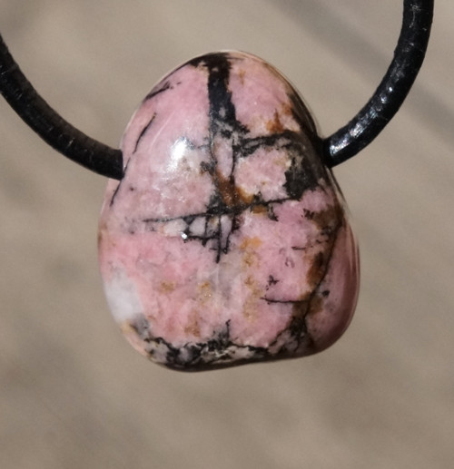 Vrtaný rodonit D2029 — foto 1