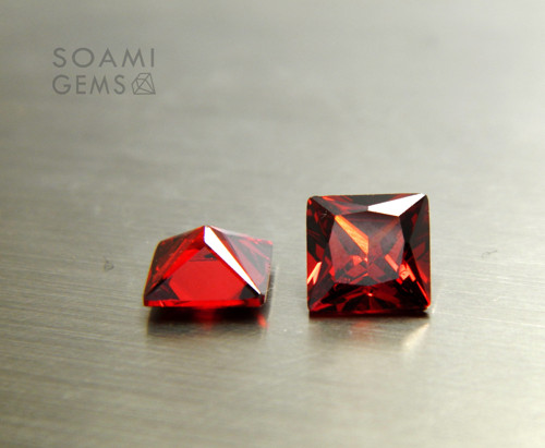 Zirkon kubický VVS granát 6x6mm čtverec