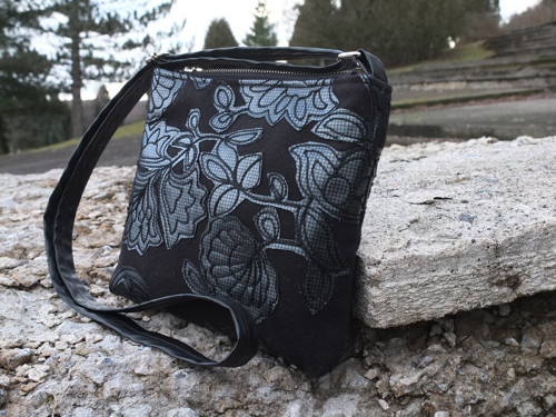 Black flowers — foto 1