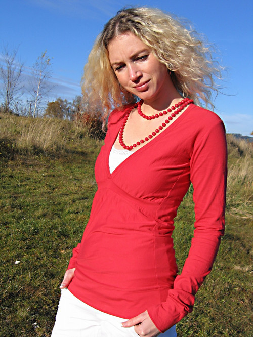 Červené tričko — foto 1
