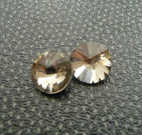 Rivoli 16mm - gold shadow 1ks