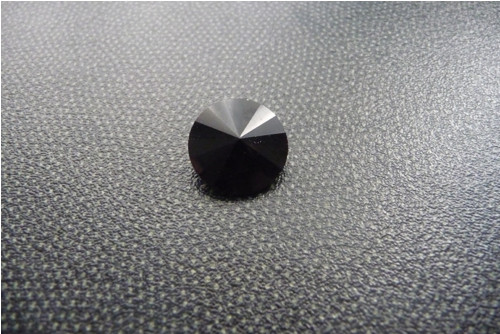Rivoli 16mm - black 1ks