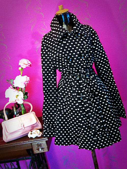 Kabát black&white dots — foto 1
