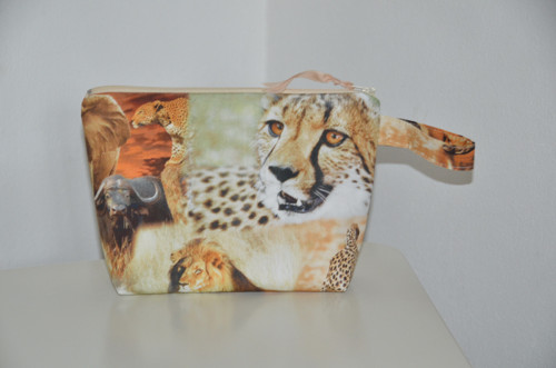 Necesér – gepard a zebry — foto 1