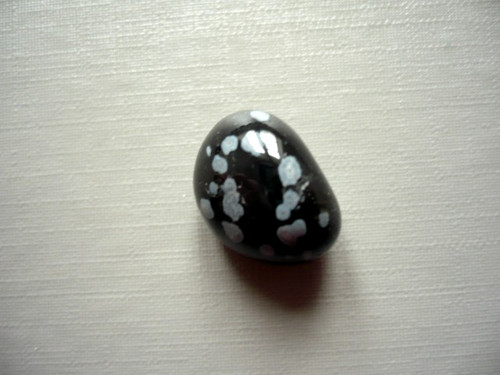 Tromlovaný kámen - obsidián vločkový, č.16