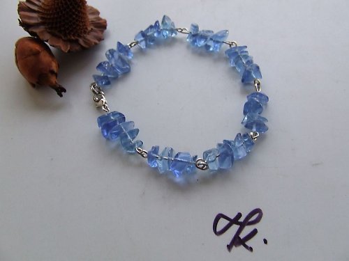 Náramek z dr.kamene - modrý topaz — foto 1