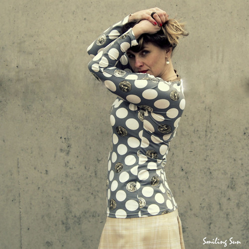 ...Mrs. Grey ...tričko — foto 1