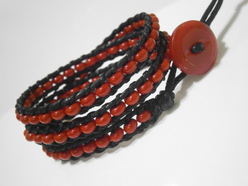 Červený náramek (Wrap Bracelet) — foto 1
