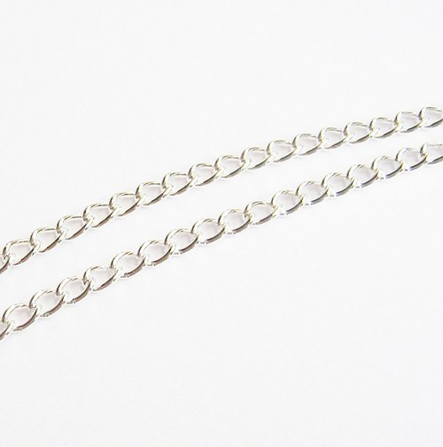 Řetízek 4 x 3 mm