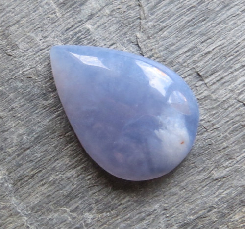 Modrý chalcedon Namibie, kabošon č. B8 — foto 1