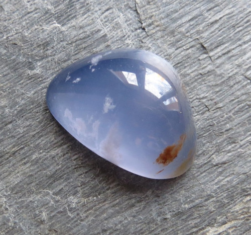 Modrý chalcedon Namibie, kabošon č. B9 — foto 1