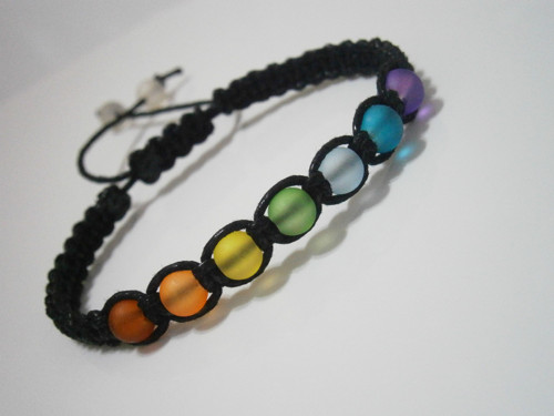 Čakrový skleněný náramek (macramé/shamballa) — foto 1