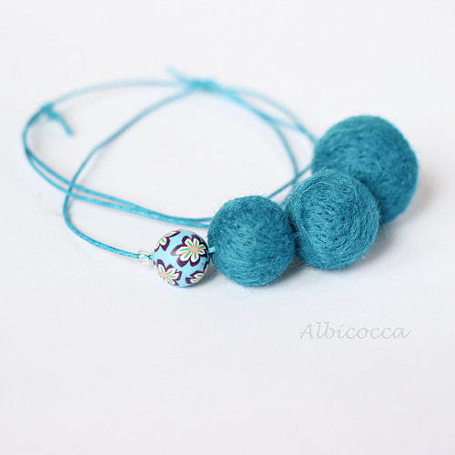 Modrý náhrdelník — foto 1