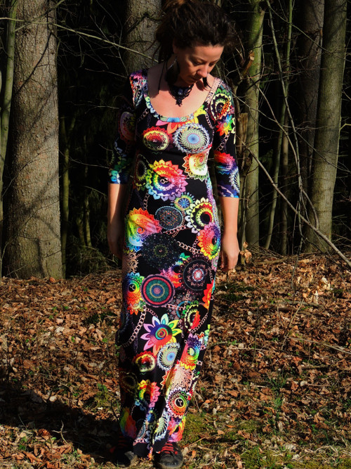 Šaty mandala — foto 1