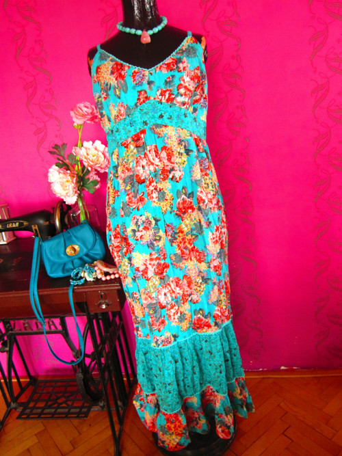 Dlouhé šaty boho hippie — foto 1