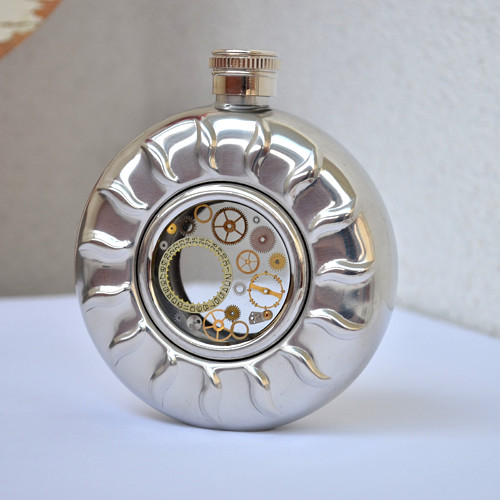 PLACATICE - ČUTORA steampunková s datumovkou — foto 1