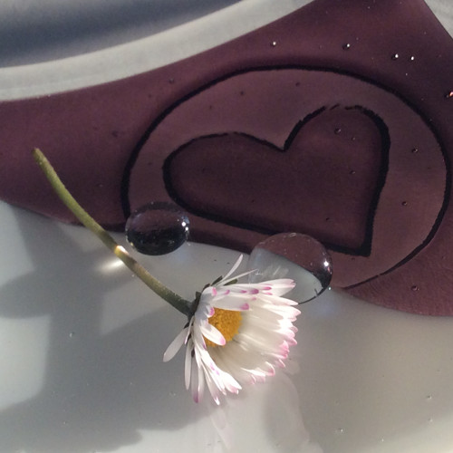 Miska snoubenců na prstýnky-white&purple in love