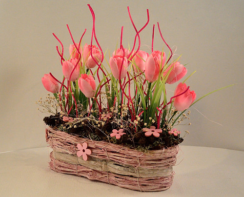 Košík plný tulipánů — foto 1