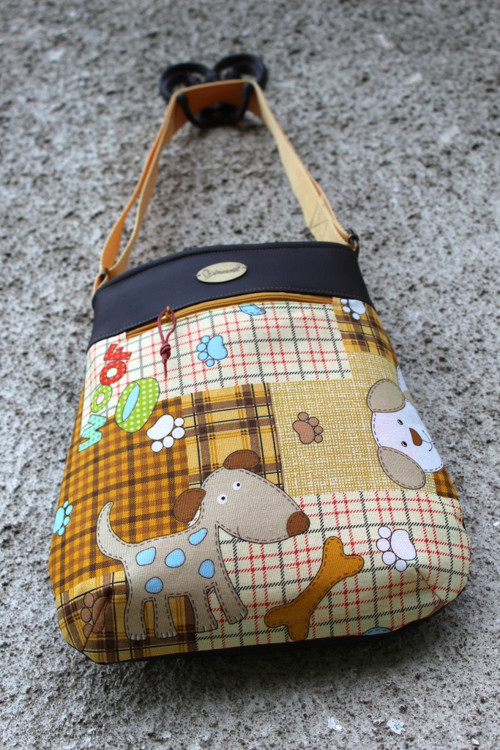Crossbody kabelka Paw okrová — foto 1