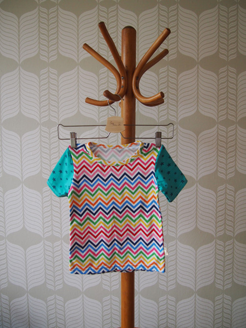 Originální tričko ve vel. 122 — foto 1