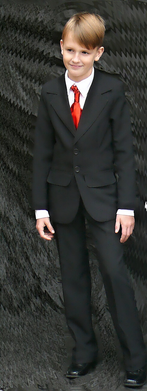 Chlapecký oblek — foto 1