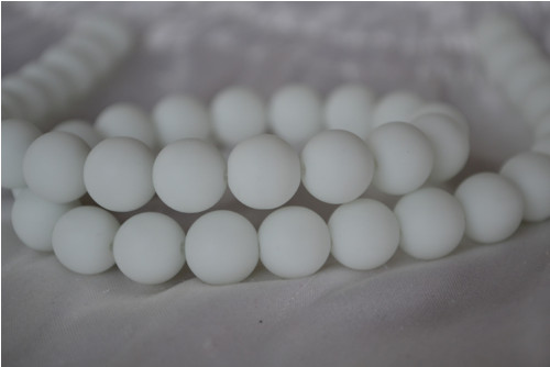 Matný onyx biely 6mm, 2ks — foto 1