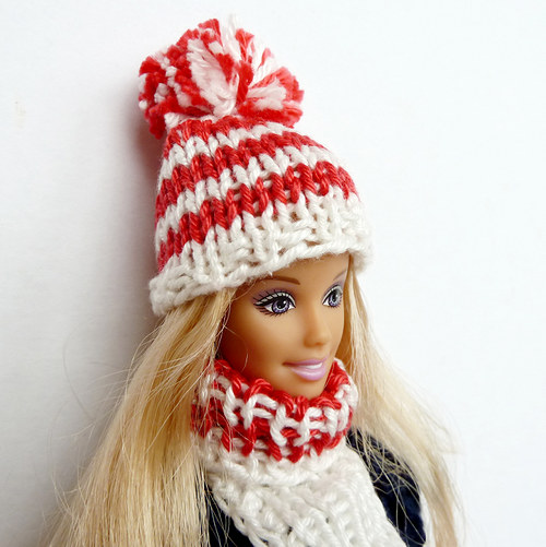 Nákrčník a kulich pro Barbie 30% SLEVA — foto 1