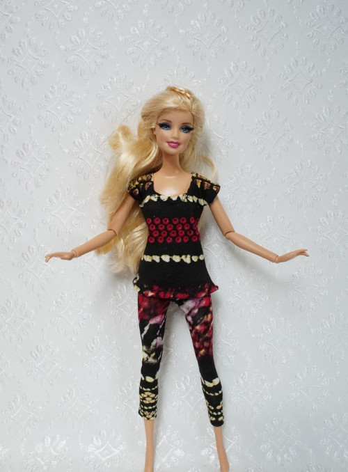 Letní komplet pro Barbie — foto 1