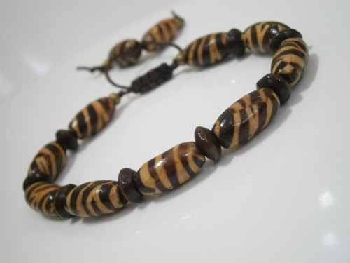 Dřevěný náramek (macramé) - Unisex — foto 1