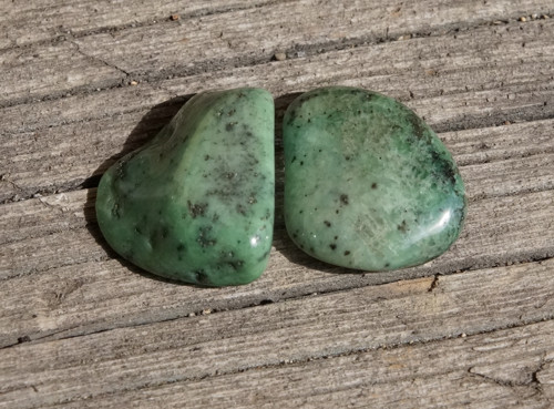 2x grossularit- zelený granát D2755 — foto 1