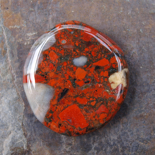 Jaspis , placka 39 x 36mm — foto 1