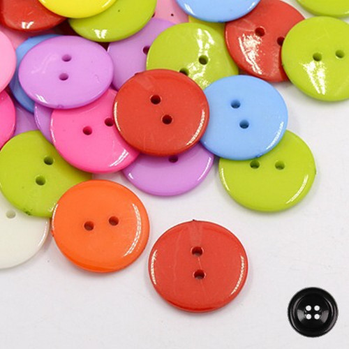 Knoflík plast 2 dírky, pr.17mm (20ks) — foto 1