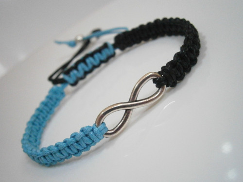 Infinity náramek - dvoubarevný (macramé) - Unisex — foto 1