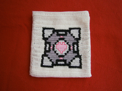Portal Companion Cube - Háčkovaný Pytlíček VI