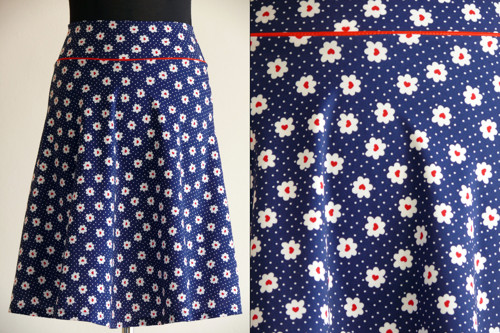 Skirt Blue/Flowers/Hearts