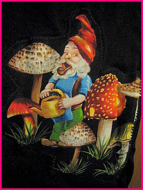 Triko s překvápnutým trpajzlikem... — foto 1