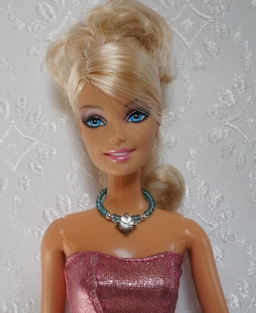Šperk pro Barbie s kamínkem — foto 1
