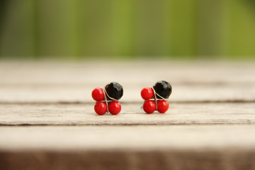 Náušnice z minerálov red/black — foto 1