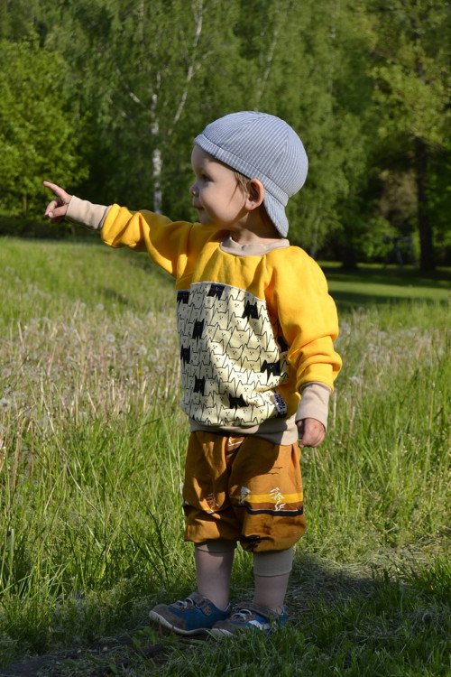 Rostoucí mikina Geometrické kočičky — foto 1
